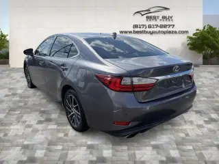 2018 LEXUS ES