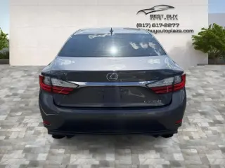 2018 LEXUS ES