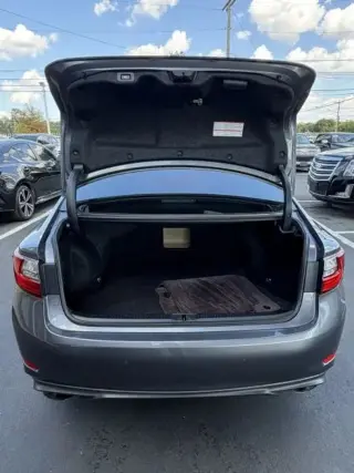 2018 LEXUS ES