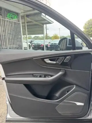 2018 AUDI Q7