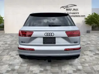 2018 AUDI Q7