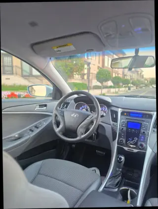 2011 Hyundai SONATA