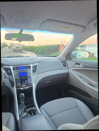 2011 Hyundai SONATA