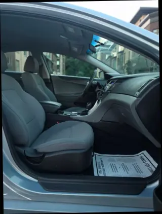2011 Hyundai SONATA