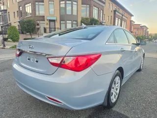 2011 Hyundai SONATA