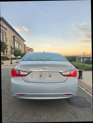 2011 Hyundai SONATA