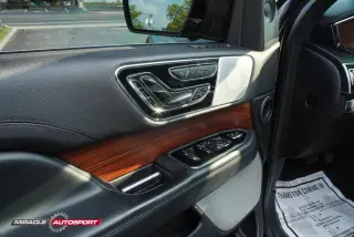 2019 LINCOLN NAVIGATOR L