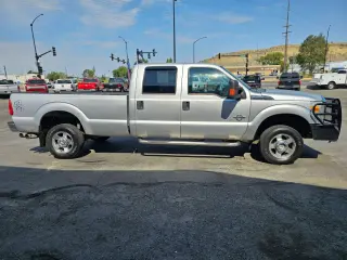 2011 FORD F350 SUPER DUTY CREW CAB