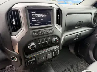 2023 Chevrolet SILVERADO 1500 DOUBLE CAB