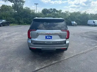 2023 GMC Yukon