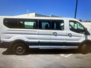 Ford Transit 2019 350 XL 3dr LWB Low Roof Passenger Van w/60/40 Passenger Side Doors