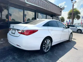 2011 Hyundai SONATA