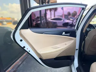 2011 Hyundai SONATA