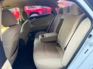 2011 Hyundai SONATA