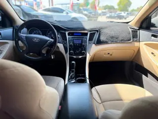 2011 Hyundai SONATA