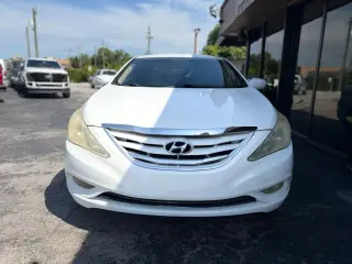 2011 Hyundai SONATA
