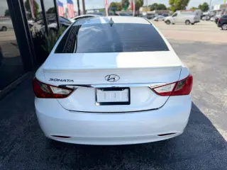 2011 Hyundai SONATA