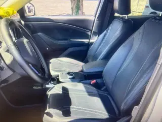 Ford Mustang Mach-E 2024 Premium 4dr SUV