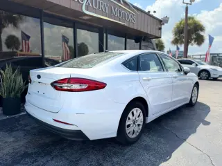 2019 Ford FUSION