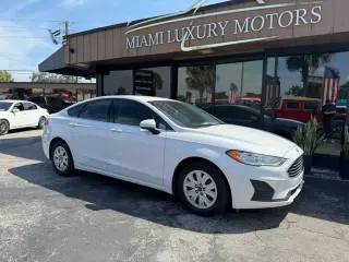 2019 Ford FUSION