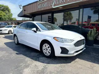 2019 Ford FUSION