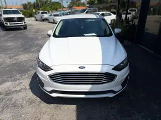 2019 Ford FUSION