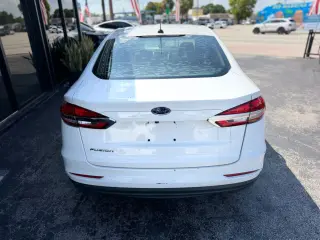 2019 Ford FUSION