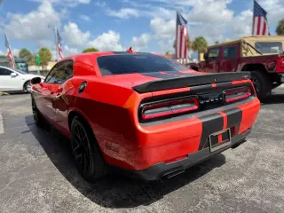 2016 Dodge CHALLENGER