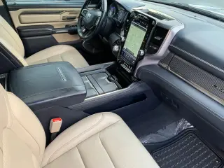 2020 Ram 1500 CREW CAB