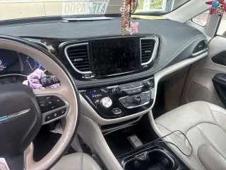 2021 Chrysler Pacifica Hybrid