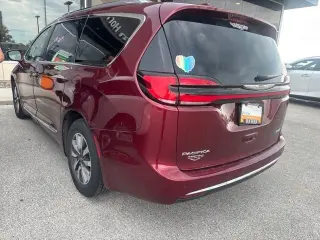 2021 Chrysler Pacifica Hybrid