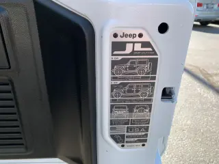 2022 Jeep WRANGLER UNLIMITED