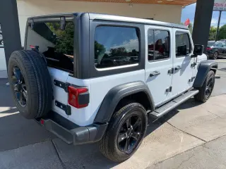2022 Jeep WRANGLER UNLIMITED