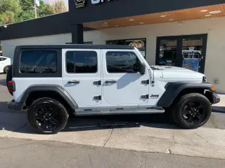 2022 Jeep WRANGLER UNLIMITED