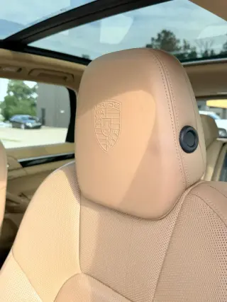 2017 Porsche CAYENNE