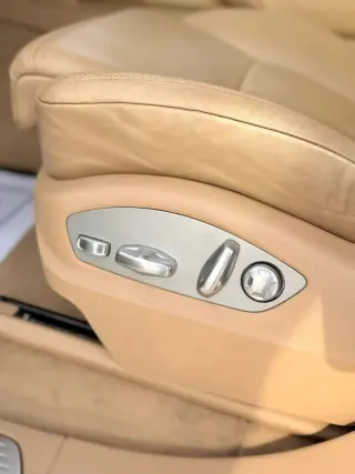 2017 Porsche CAYENNE