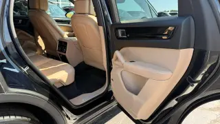 2021 PORSCHE CAYENNE