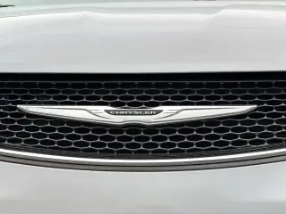 2021 Chrysler Voyager
