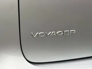 2021 Chrysler Voyager