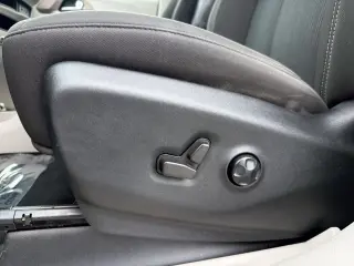 2021 Chrysler Voyager