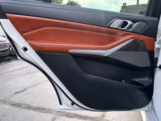 2021 BMW X7