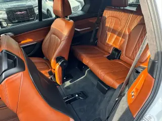 2021 BMW X7