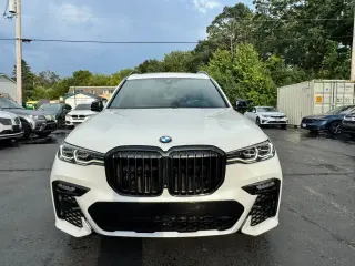 2021 BMW X7