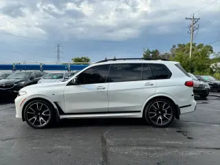 2021 BMW X7
