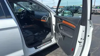 2021 AUDI Q5