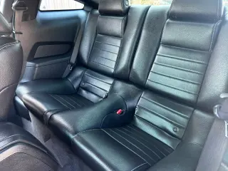 2011 Ford MUSTANG