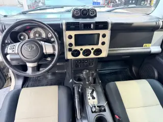 2010 Toyota FJ CRUISER