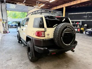 2010 Toyota FJ CRUISER