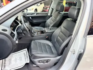 2013 Volkswagen TOUAREG