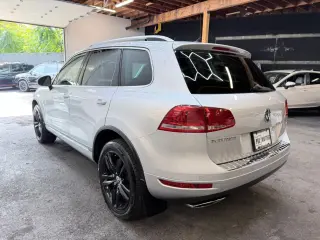 2013 Volkswagen TOUAREG
